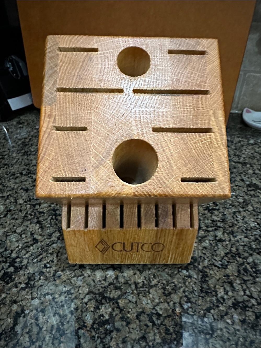 Cutco 1748 Homemaker 18 Slot Knife Block